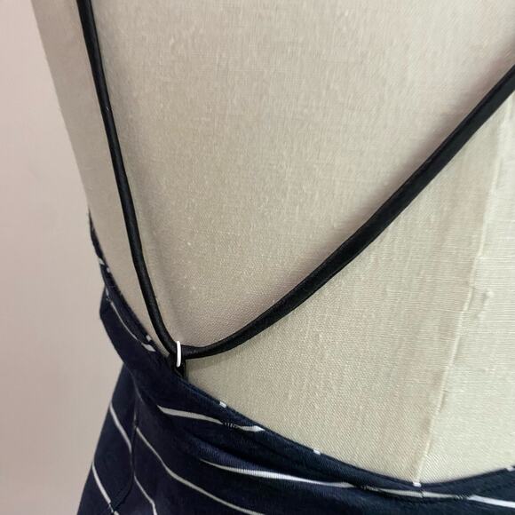 Lululemon Breezy Tank Lookout Stripe Heathered Inkwell White Blue SZ 4 - Picture 4 of 11